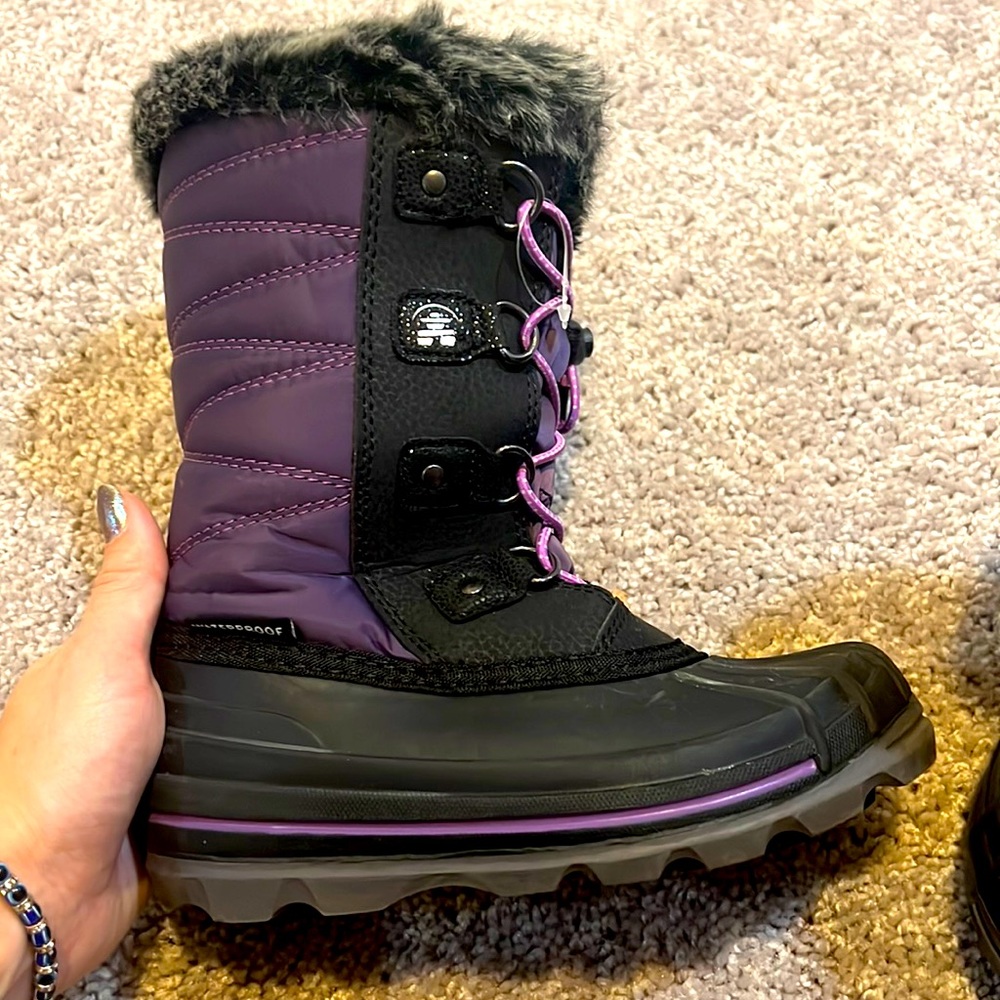 Winter boots